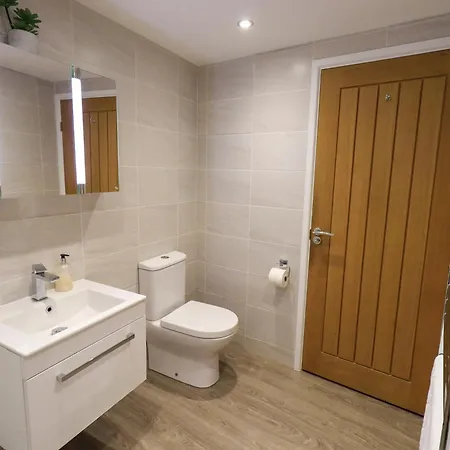 Courtyard آمبيلسايد