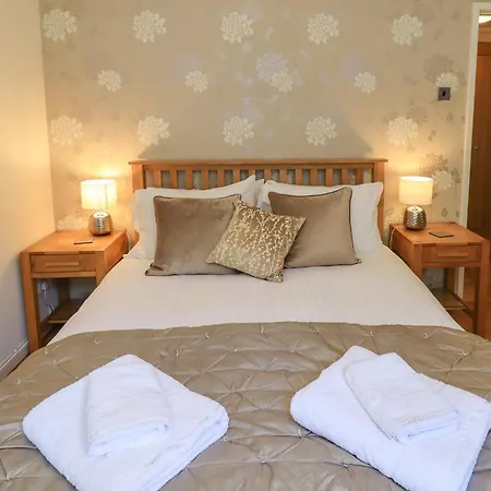 Courtyard بيت للعطل